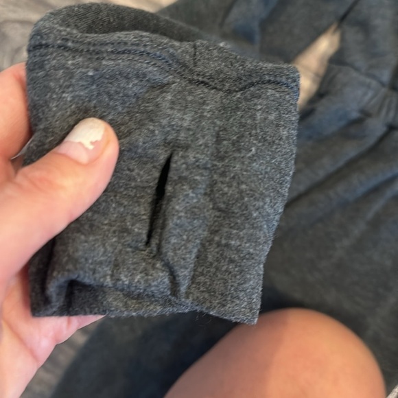 Isabel maternity zip up hoodie🌈​ - Picture 2 of 4